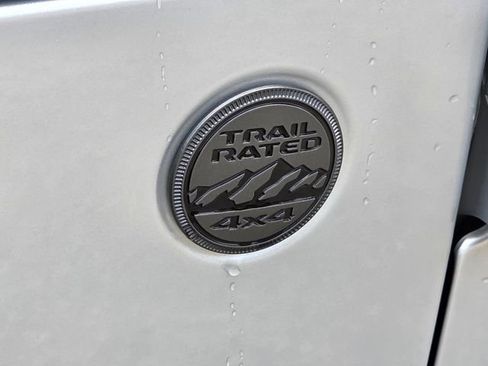 Used 2023 Jeep Wrangler Willys image 27