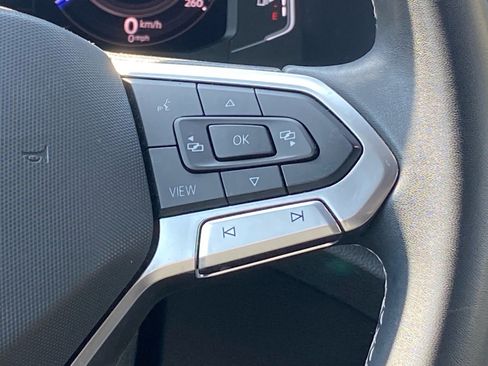 Used 2022 Volkswagen Atlas Cross Sport SE w/ Panoramic Sunroof Package AWD/4WD image 7