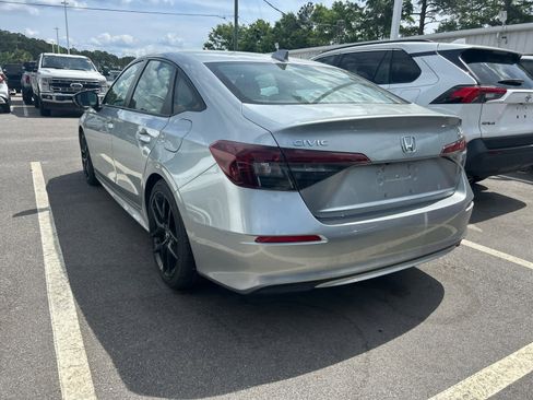 Used 2025 Honda Civic Sport image 2
