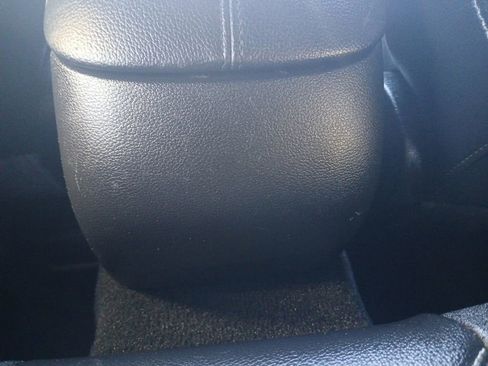 Used 2019 Ford Mustang Premium image 20