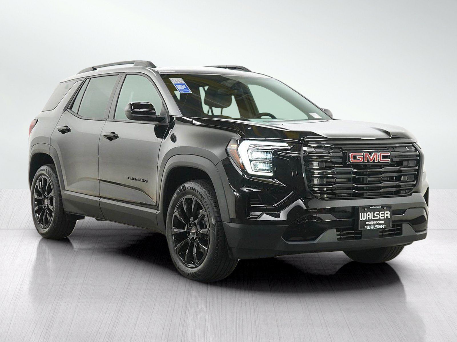Used 2025 GMC Terrain Elevation w/ Elevation Premium Package AWD/4WD image 7