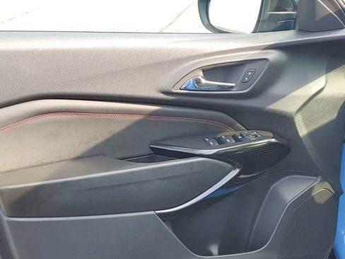 Certified 2024 Chevrolet Trax RS w/ Sunroof Package FWD image 22