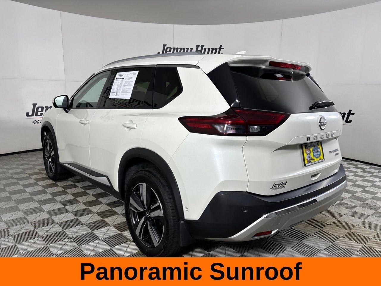 Used 2023 Nissan Rogue Platinum w/ Platinum Premium Package AWD/4WD image 9