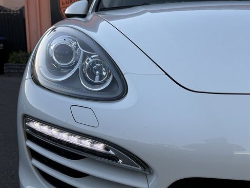 Used 2014 Porsche Cayenne Diesel image 19