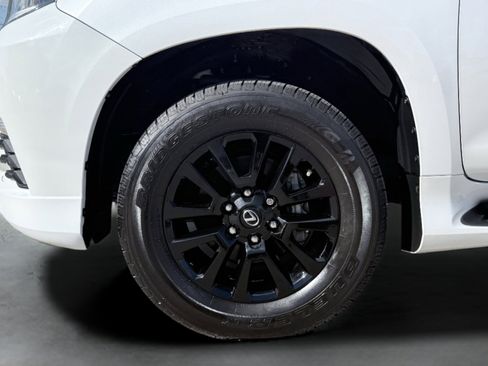 Used 2023 Lexus GX 460 Premium image 16