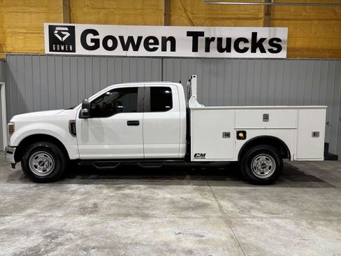 Used 2019 Ford F250 XL w/ XL Value Package RWD image 2