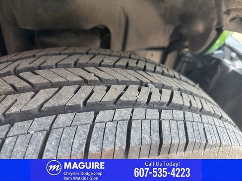 Used 2020 Jeep Wrangler Unlimited Sahara w/ Uconnect 4C Nav & Sound Group AWD/4WD image 15