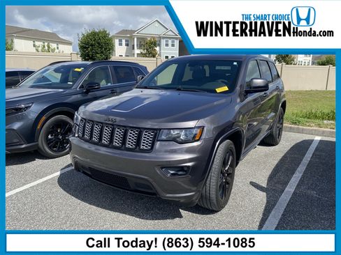 Used 2021 Jeep Grand Cherokee Laredo X RWD image 1