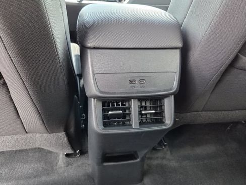 Used 2025 Chevrolet Equinox LT FWD image 15