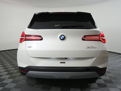 Used 2026 BMW X3 xDrive30 w/ Premium Package image 4