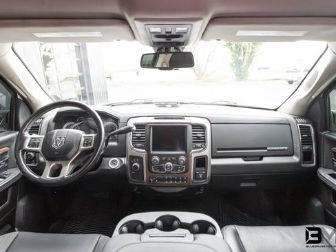Used 2018 RAM 2500 Laramie AWD/4WD image 15