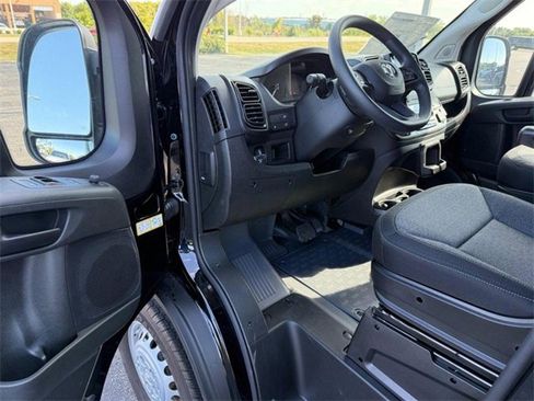 New 2025 RAM ProMaster 1500 w/ Convenience Group image 17