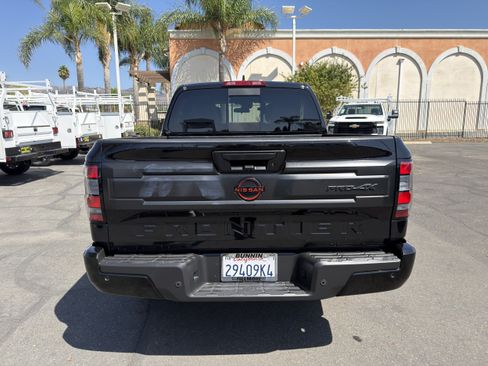 Used 2026 Nissan Frontier PRO-4X AWD/4WD image 7