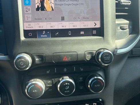 Used 2022 RAM 1500 Big Horn image 28