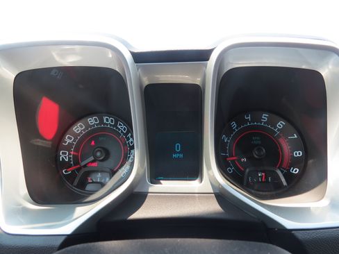 Used 2010 Chevrolet Camaro SS w/ RS Package RWD image 15