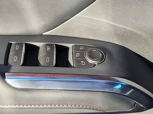 New 2026 Chevrolet Traverse RS image 14