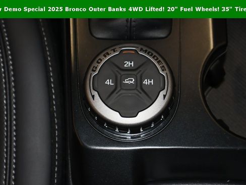 New 2025 Ford Bronco Outer Banks image 27