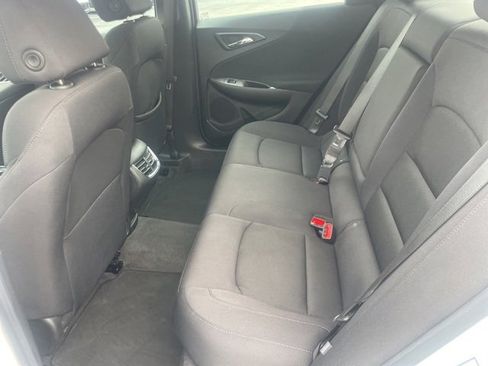 Used 2024 Chevrolet Malibu LT image 9