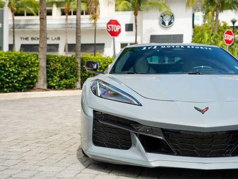 Used 2024 Chevrolet Corvette Z06 w/ Battery Protection Package RWD image 6