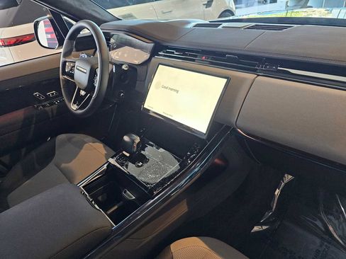 New 2025 Land Rover Range Rover Sport SV Edition Two image 11