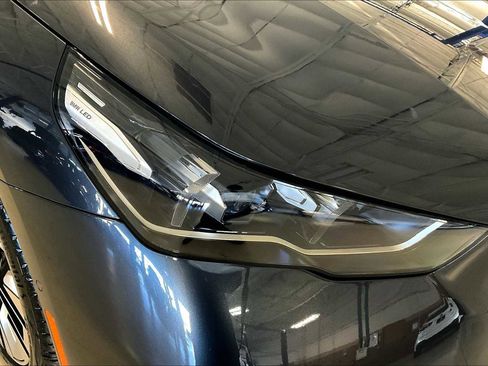 Used 2025 BMW 530i image 13