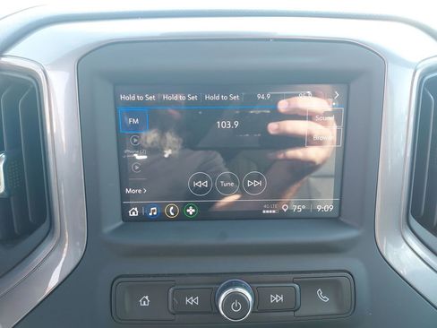 Used 2025 Chevrolet Silverado 2500 W/T AWD/4WD image 22