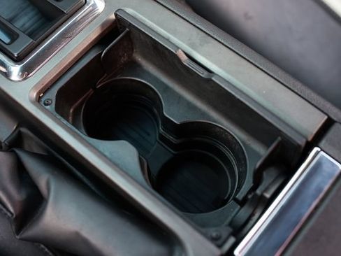 Used 2010 Ford Mustang GT Premium RWD image 41
