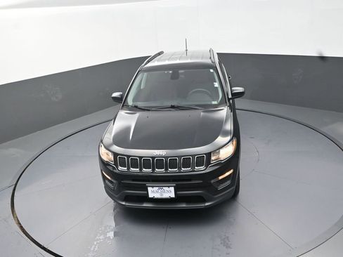 Used 2018 Jeep Compass Sport AWD/4WD image 14