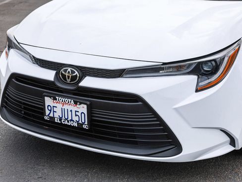 Certified 2023 Toyota Corolla LE FWD image 18