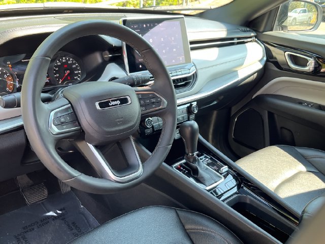 Used 2024 Jeep Compass Limited AWD/4WD image 18
