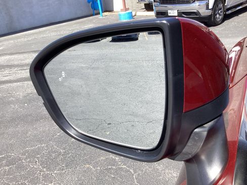 Used 2025 Nissan Pathfinder SL image 35