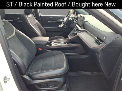 Used 2025 Ford Explorer ST AWD/4WD image 13