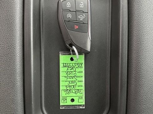 Used 2022 GMC Sierra 1500 Elevation image 30