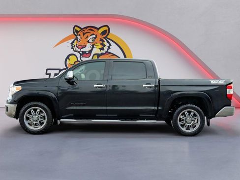 Used 2017 Toyota Tundra SR5 w/ SR5 Upgrade Package AWD/4WD image 8