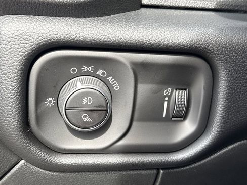 New 2026 RAM 2500 Big Horn AWD/4WD image 39