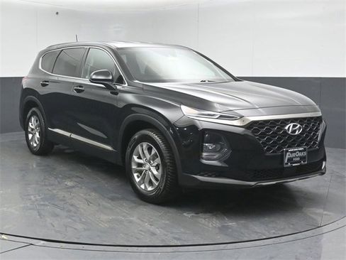 Used 2019 Hyundai Santa Fe SE image 1