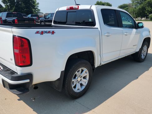 Used 2018 Chevrolet Colorado LT w/ LT Convenience Package AWD/4WD image 4