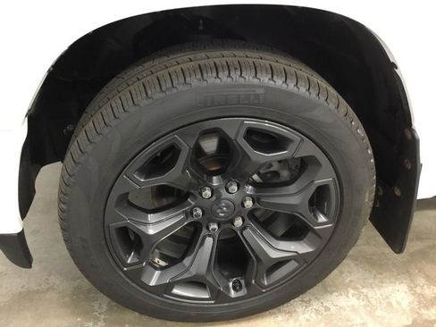 Used 2020 RAM 1500 Sport w/ Leather & Sound Group AWD/4WD image 4