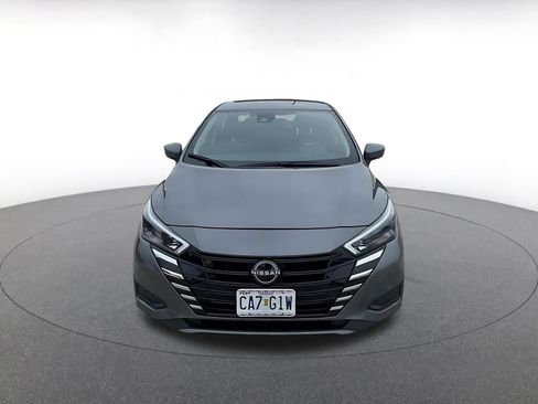 Used 2025 Nissan Versa SV image 4
