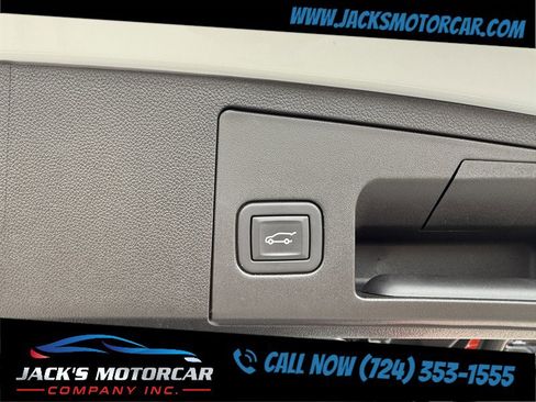 Used 2024 Cadillac XT4 Premium Luxury w/ Trailering Package image 20