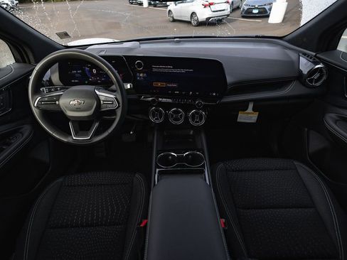 New 2025 Chevrolet Blazer EV LT w/ Midnight/Sport Edition image 16