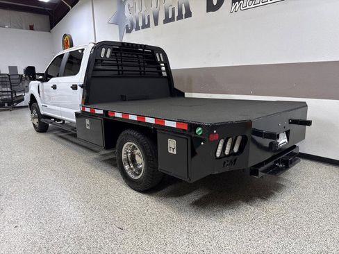 Used 2022 Ford F350 XL w/ Power Equipment Group image 7