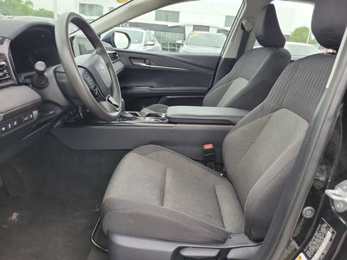Used 2025 Toyota Camry LE FWD image 18