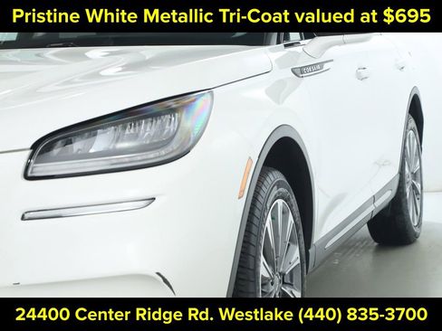 Certified 2022 Lincoln Corsair Reserve w/ Elements Package image 5