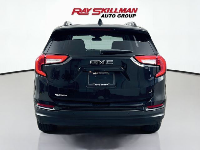 Used 2022 GMC Terrain SLE w/ Driver Convenience Package FWD image 6
