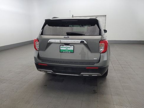 Used 2020 Ford Explorer XLT w/ Equipment Group 202A image 7