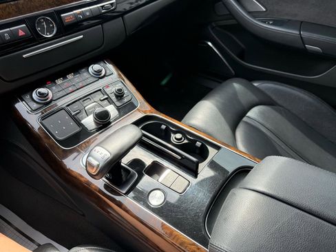 Used 2011 Audi A8 L 4.2 image 13