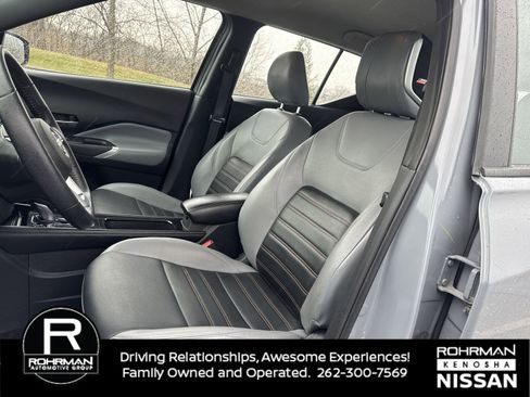 Used 2023 Nissan Kicks SR w/ SR Premium Package FWD image 12