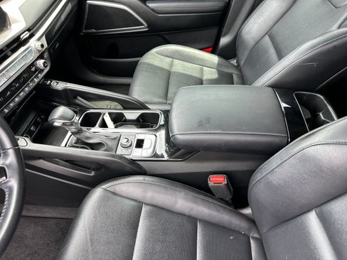 Used 2023 Kia Telluride S AWD/4WD image 22