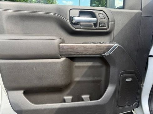 Used 2021 Chevrolet Silverado 2500 LTZ w/ LTZ Premium Package AWD/4WD image 17
